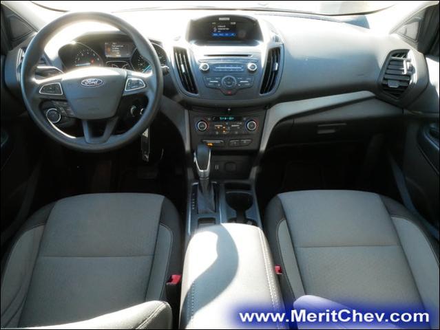 2018 Ford Escape Vehicle Photo in MAPLEWOOD, MN 55119-4794