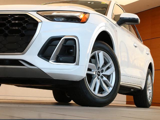 2022 Audi Q5 Vehicle Photo in LIBERTYVILLE, IL 60048-3287