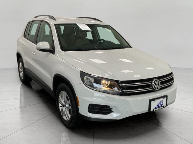 2017 Volkswagen Tiguan Vehicle Photo in Appleton, WI 54913