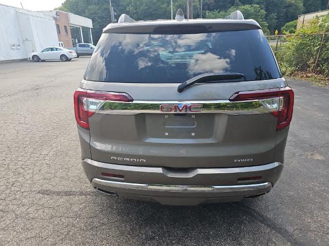 2023 GMC Acadia Vehicle Photo in GLENSHAW, PA 15116-1739