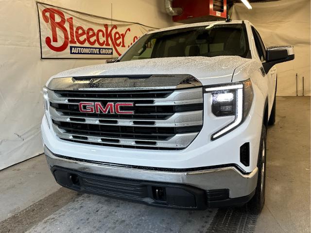 Select 2024 GMC Sierra 1500