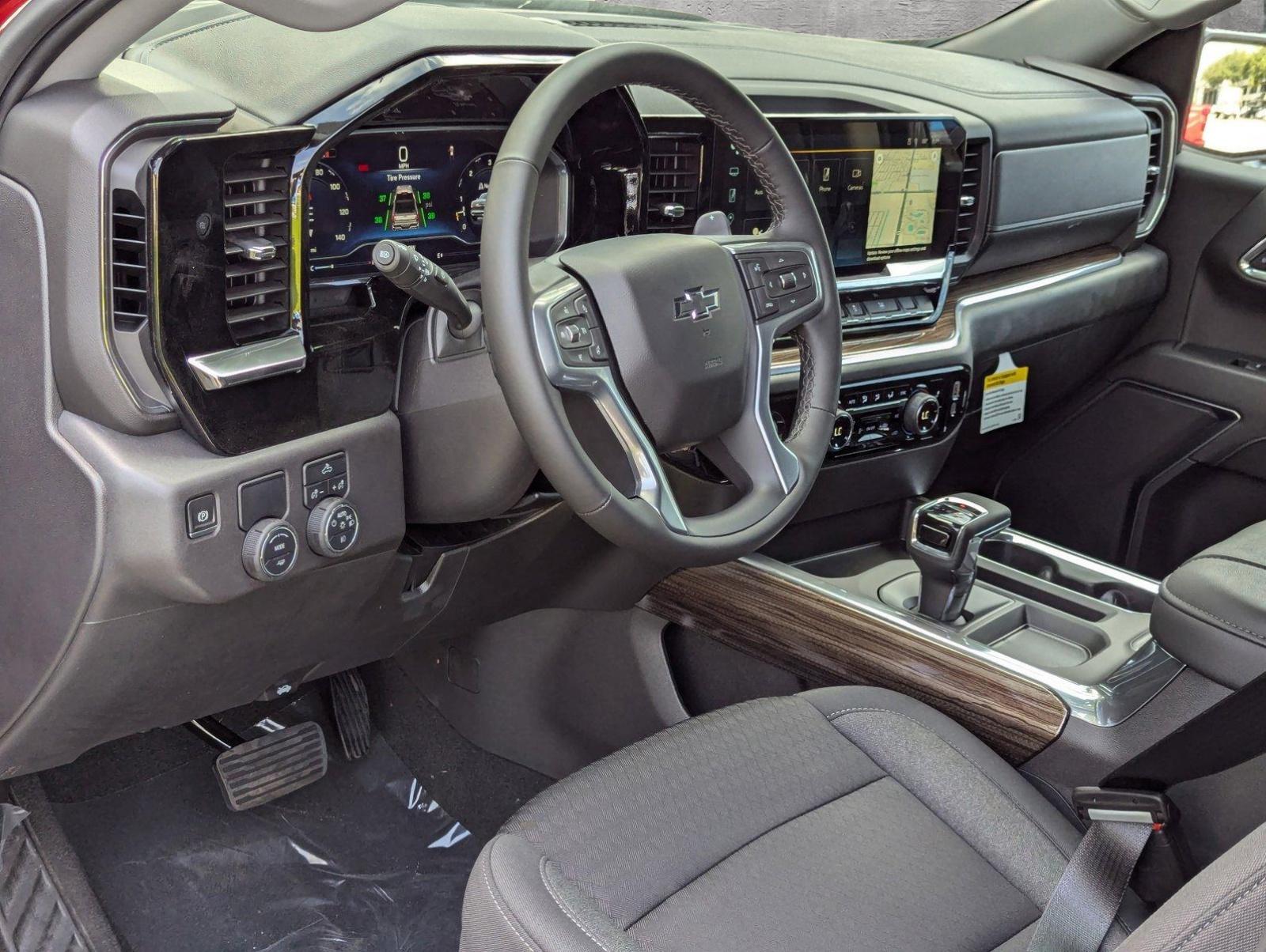 2024 Chevrolet Silverado 1500 Vehicle Photo in PEMBROKE PINES, FL 33024-6534