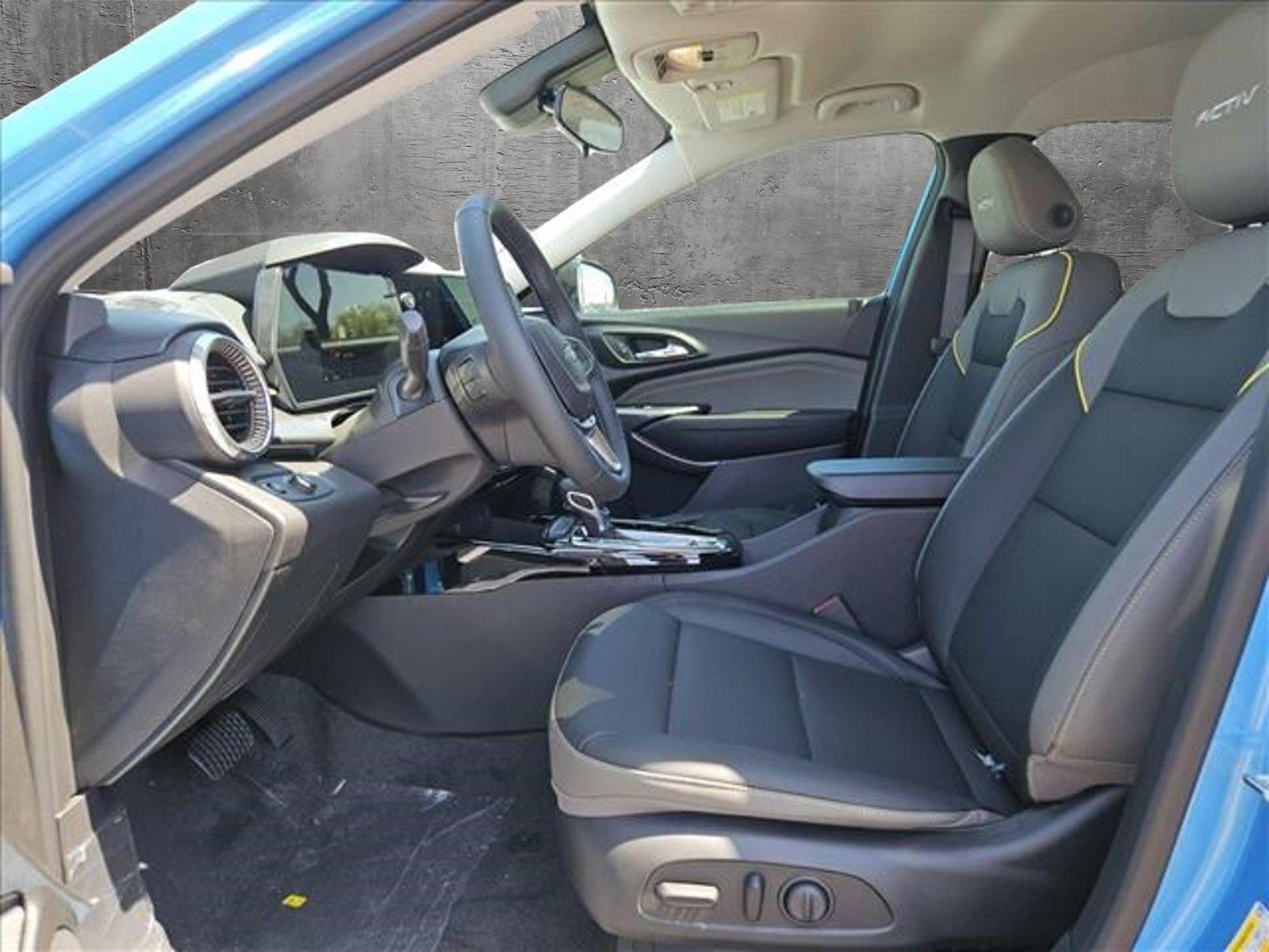 2025 Chevrolet Trax Vehicle Photo in PEORIA, AZ 85382-3715