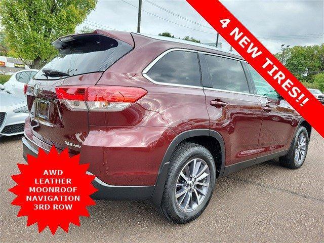 2019 Toyota Highlander Vehicle Photo in Willow Grove, PA 19090