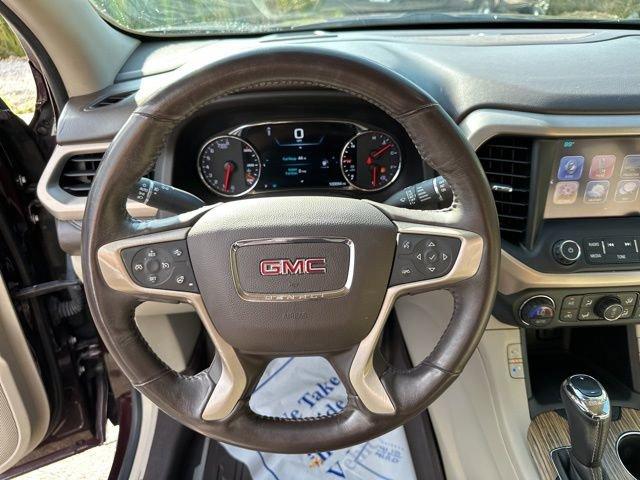 2017 GMC Acadia Vehicle Photo in MEDINA, OH 44256-9631