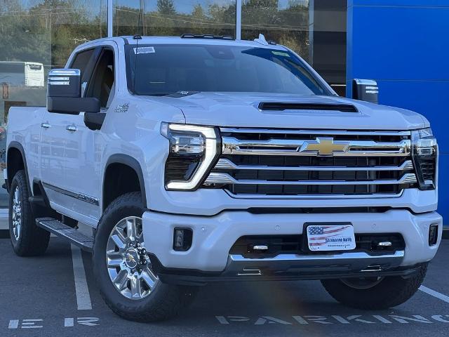 2025 Chevrolet Silverado 3500 HD Vehicle Photo in GARDNER, MA 01440-3110