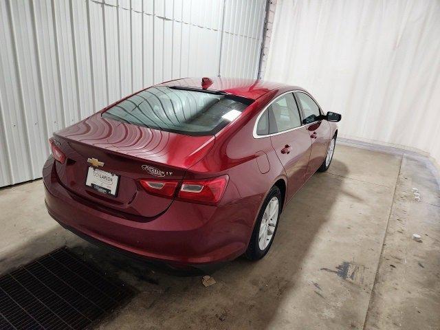 2018 Chevrolet Malibu Vehicle Photo in BARABOO, WI 53913-9382