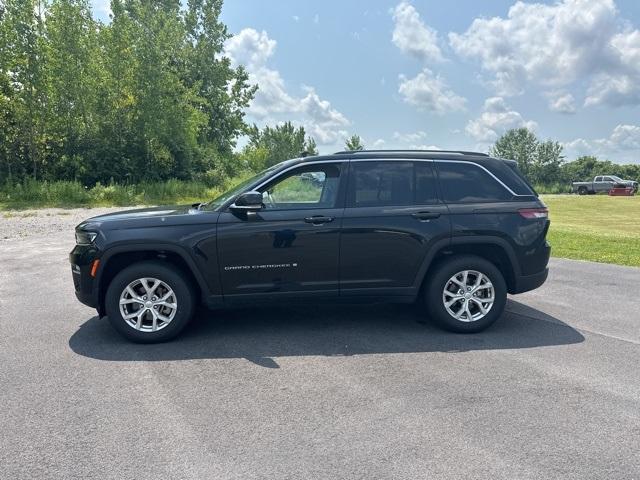 Used 2023 Jeep Grand Cherokee Limited with VIN 1C4RJHBG6PC512268 for sale in Geneva, NY