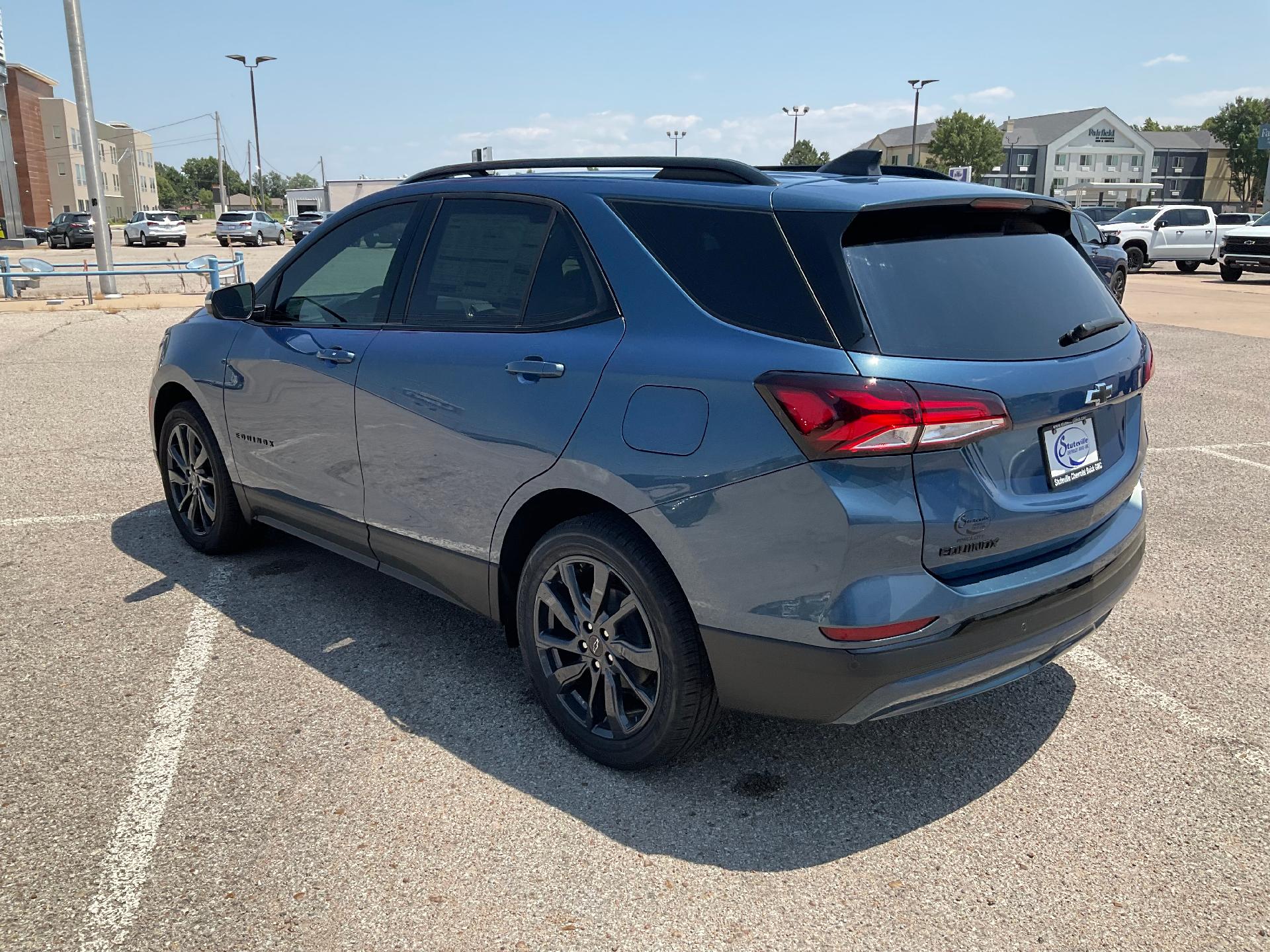 2024 Chevrolet Equinox Vehicle Photo in PONCA CITY, OK 74601-1036