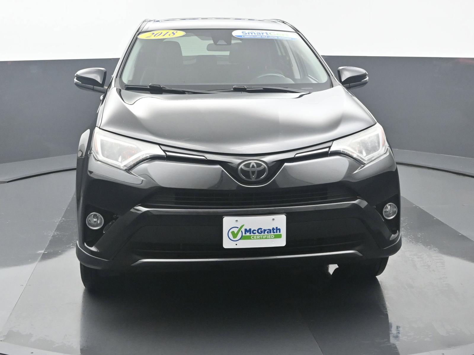 2018 Toyota RAV4 Vehicle Photo in Cedar Rapids, IA 52402