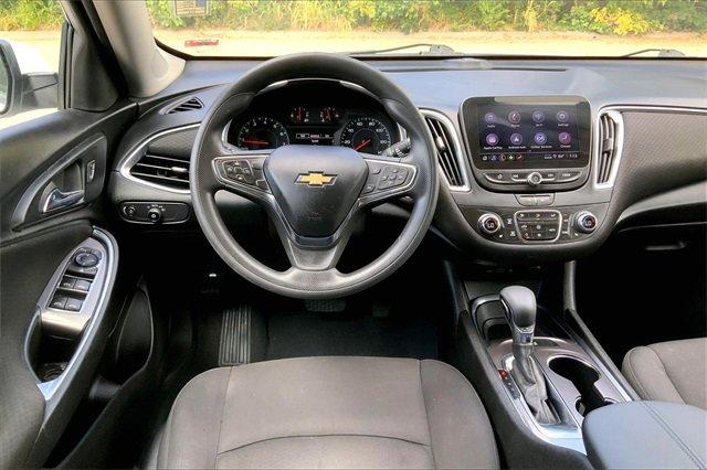 2021 Chevrolet Malibu Vehicle Photo in KANSAS CITY, MO 64114-4502