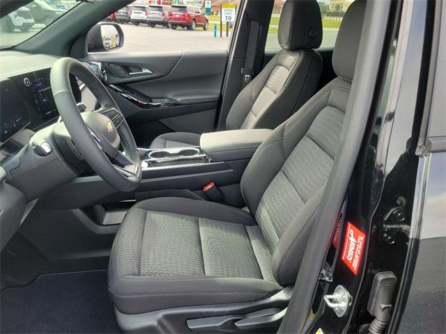 2025 Chevrolet Equinox Vehicle Photo in LEWES, DE 19958-4935