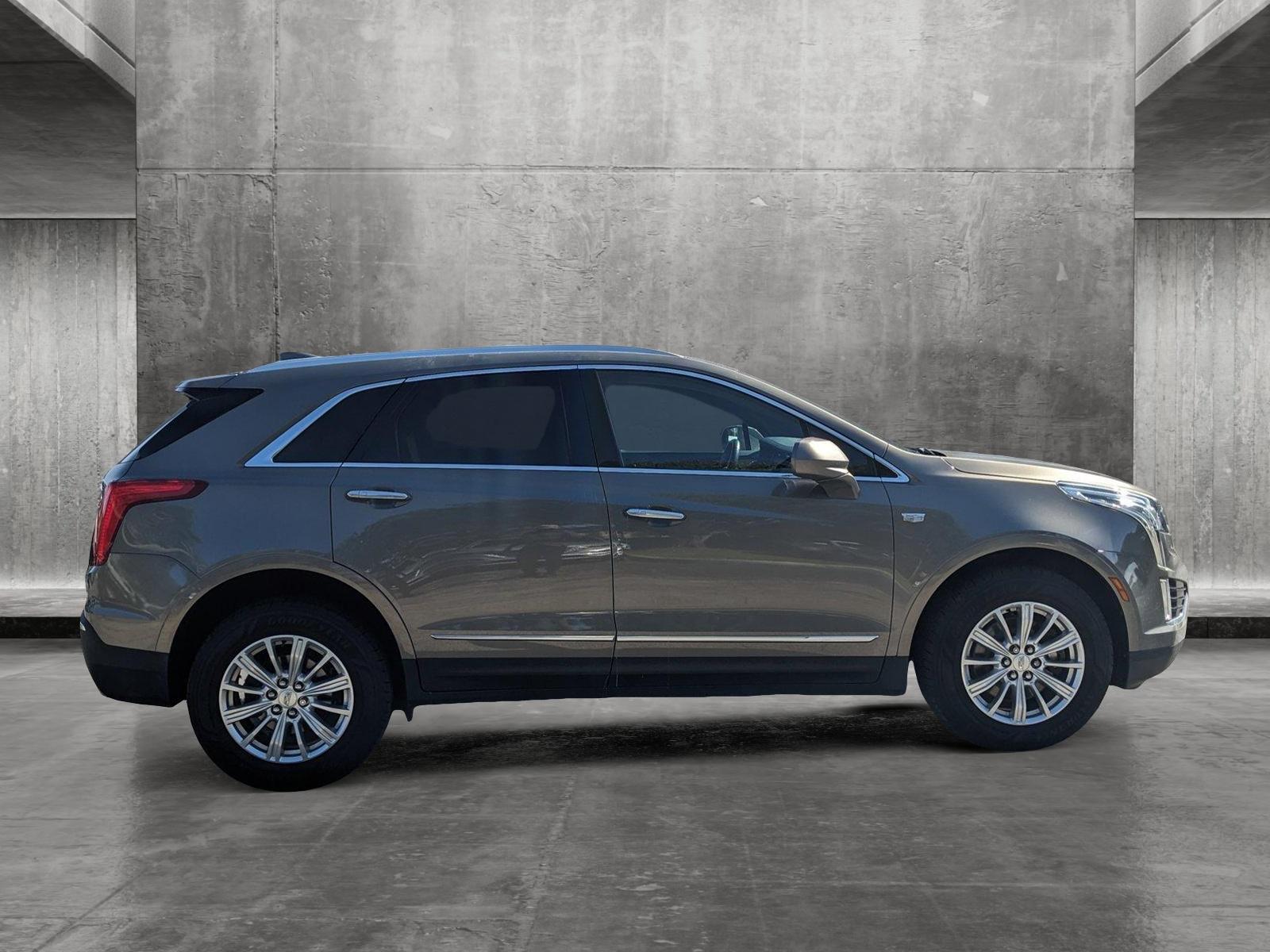 2017 Cadillac XT5 Vehicle Photo in WEST PALM BEACH, FL 33407-3296