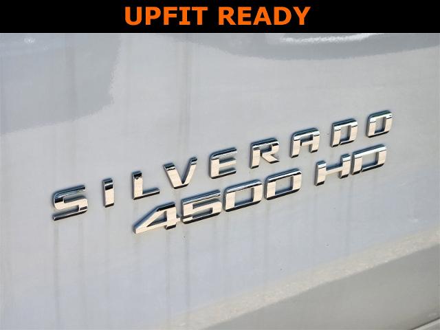 2024 Chevrolet Silverado 4500 HD Vehicle Photo in ENNIS, TX 75119-5114