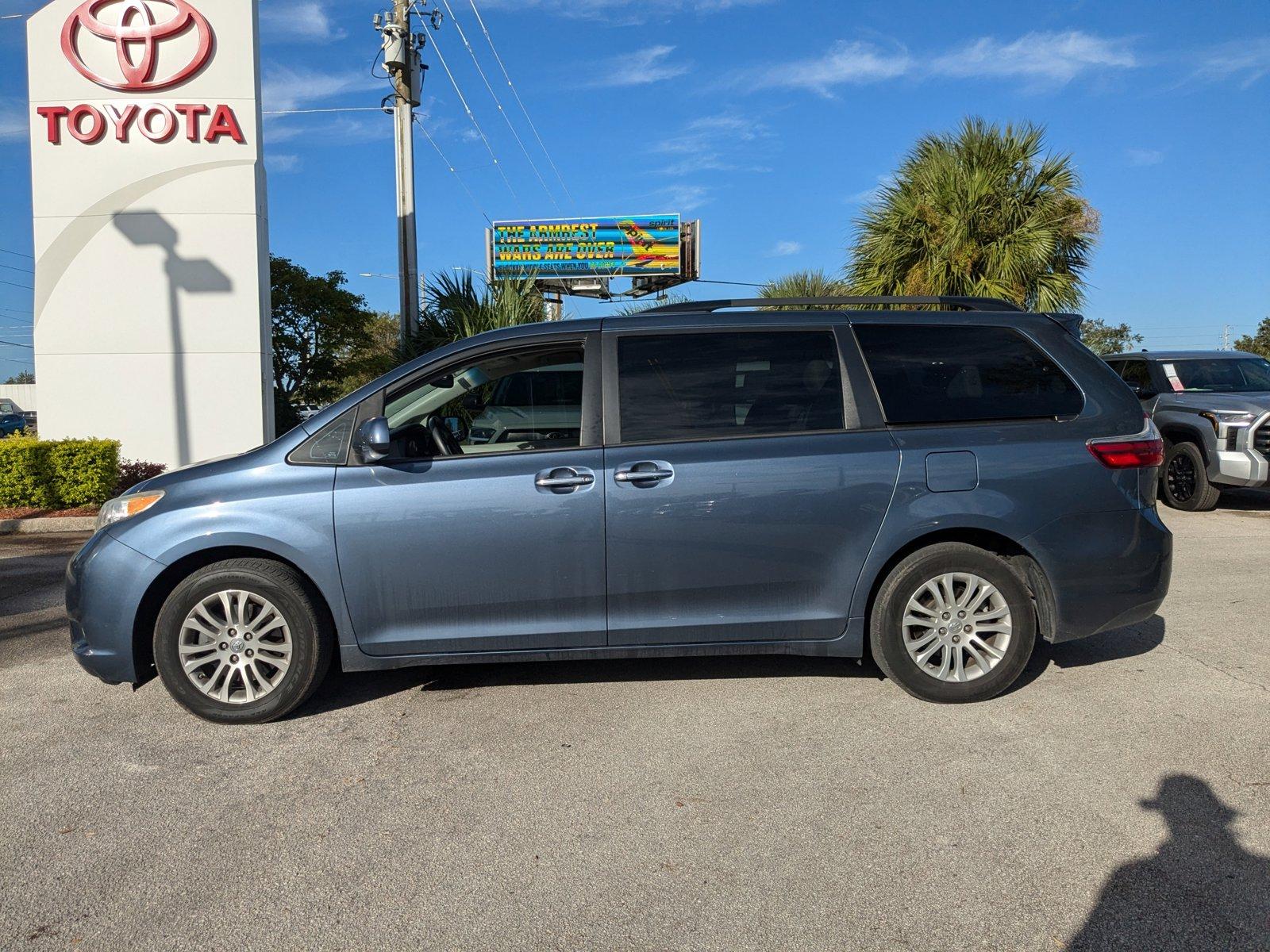 2017 Toyota Sienna Vehicle Photo in Winter Park, FL 32792