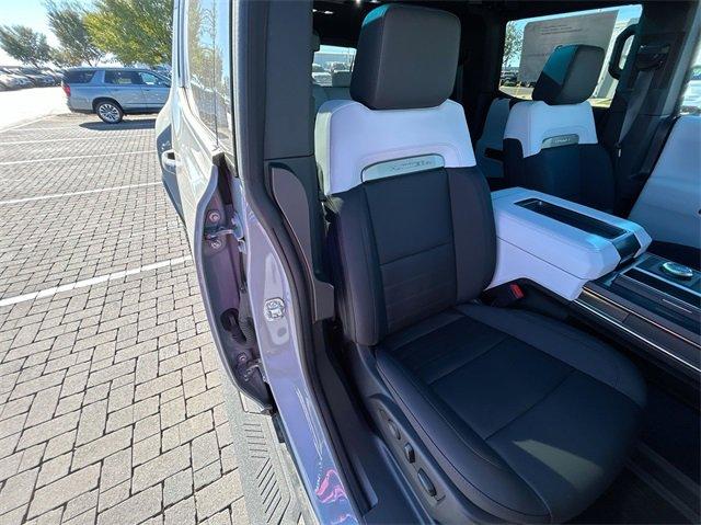 2024 GMC HUMMER EV SUV Vehicle Photo in BOWLING GREEN, KY 42104-4102