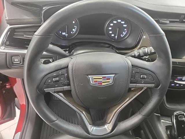 2024 Cadillac XT6 Vehicle Photo in GREEN BAY, WI 54303-3330