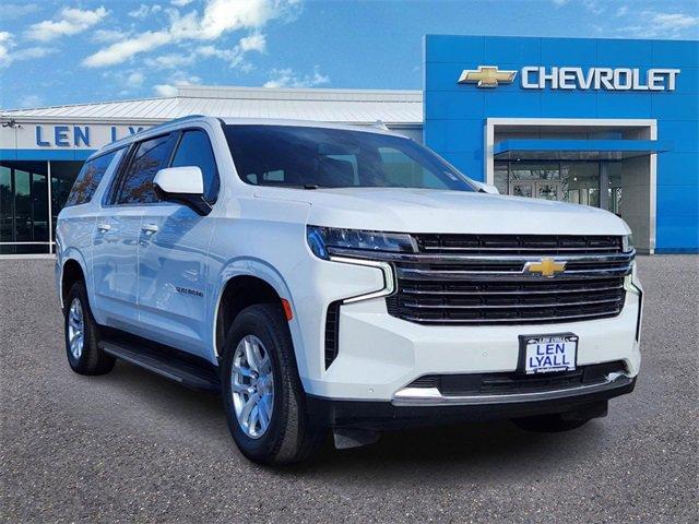 2023 Chevrolet Suburban Vehicle Photo in AURORA, CO 80011-6998