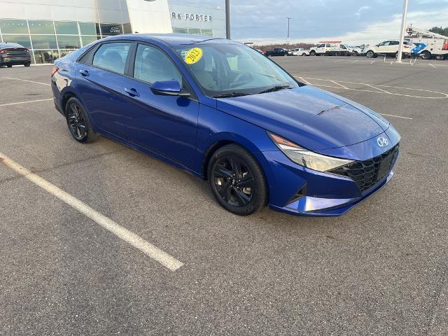 2023 Hyundai ELANTRA Vehicle Photo in Jackson, OH 45640-9766