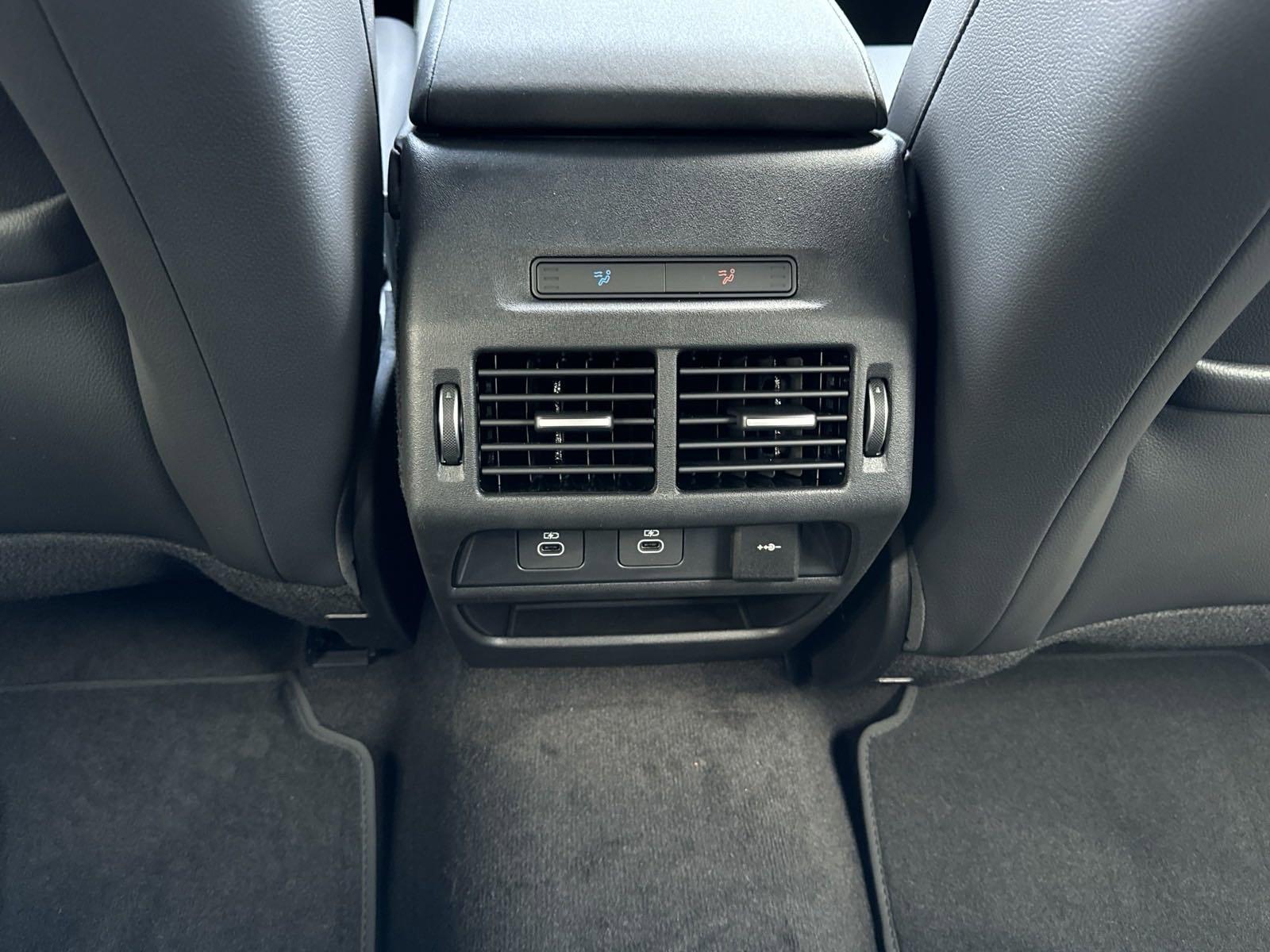 2024 Discovery Sport Vehicle Photo in AUSTIN, TX 78717