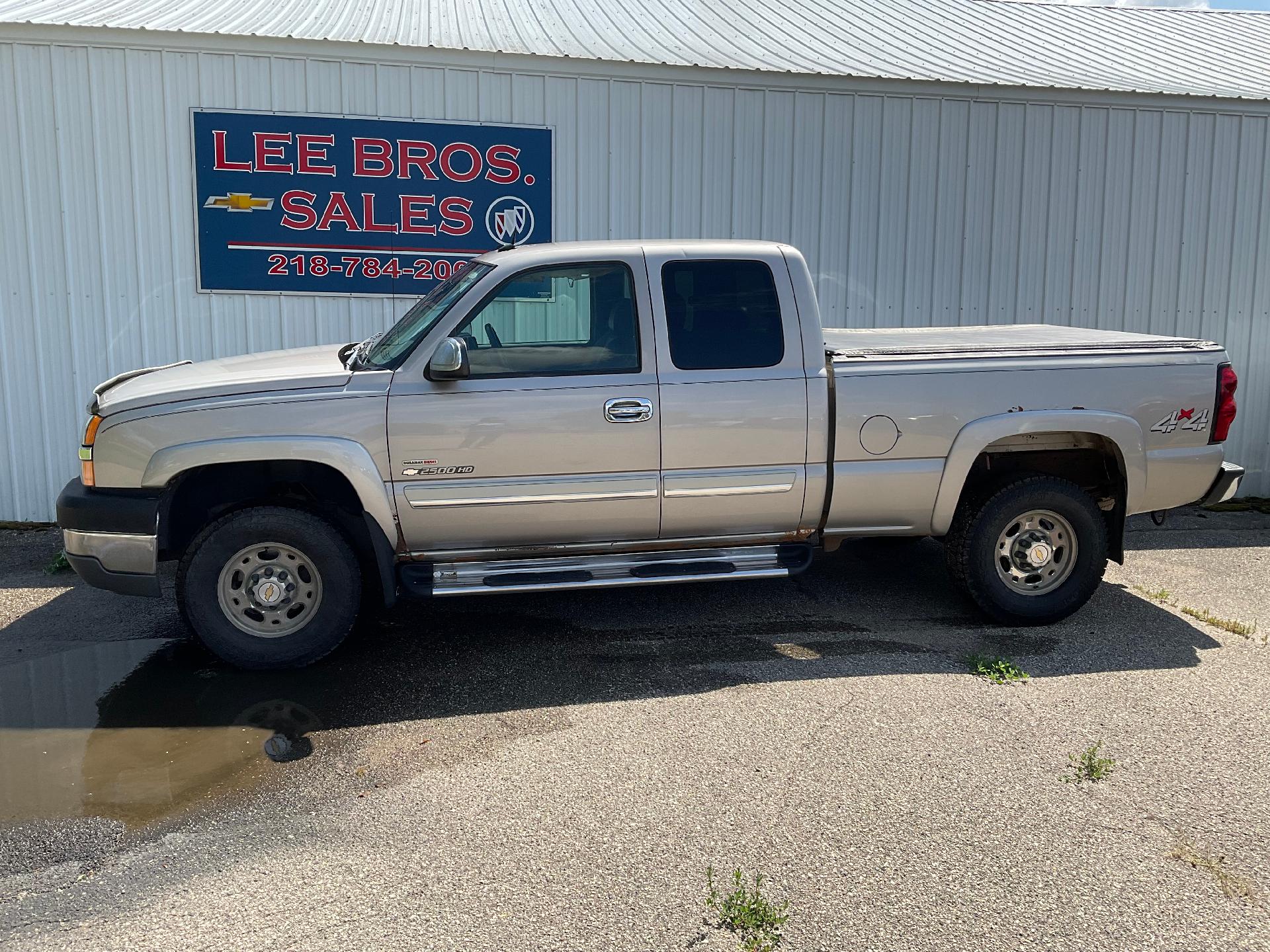 Used 2004 Chevrolet Silverado 2500HD LT with VIN 1GCHK29244E343397 for sale in Ada, Minnesota