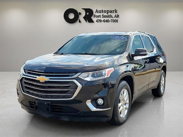 Used 2019 Chevrolet Traverse 1LT with VIN 1GNEVGKW3KJ320726 for sale in Fort Smith, AR