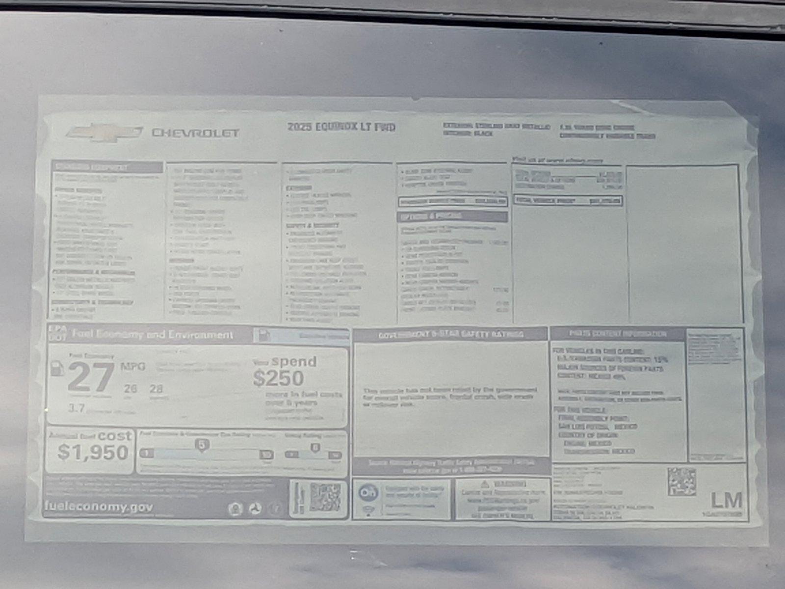 2025 Chevrolet Equinox Vehicle Photo in VALENCIA, CA 91355-1705