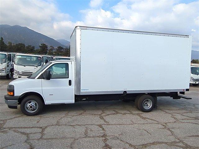 2024 GMC Savana Cutaway 3500 Vehicle Photo in PASADENA, CA 91107-3803