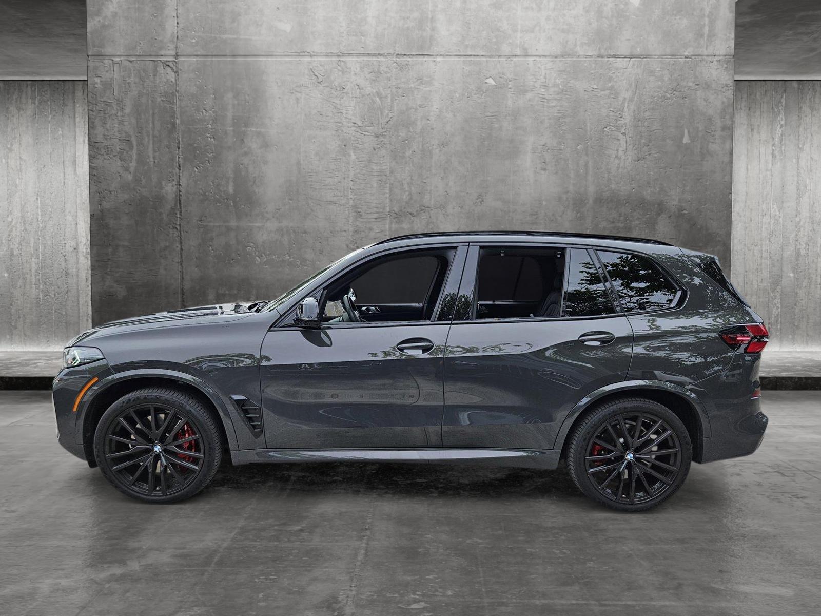 2024 BMW X5 M60i Vehicle Photo in Pembroke Pines , FL 33027