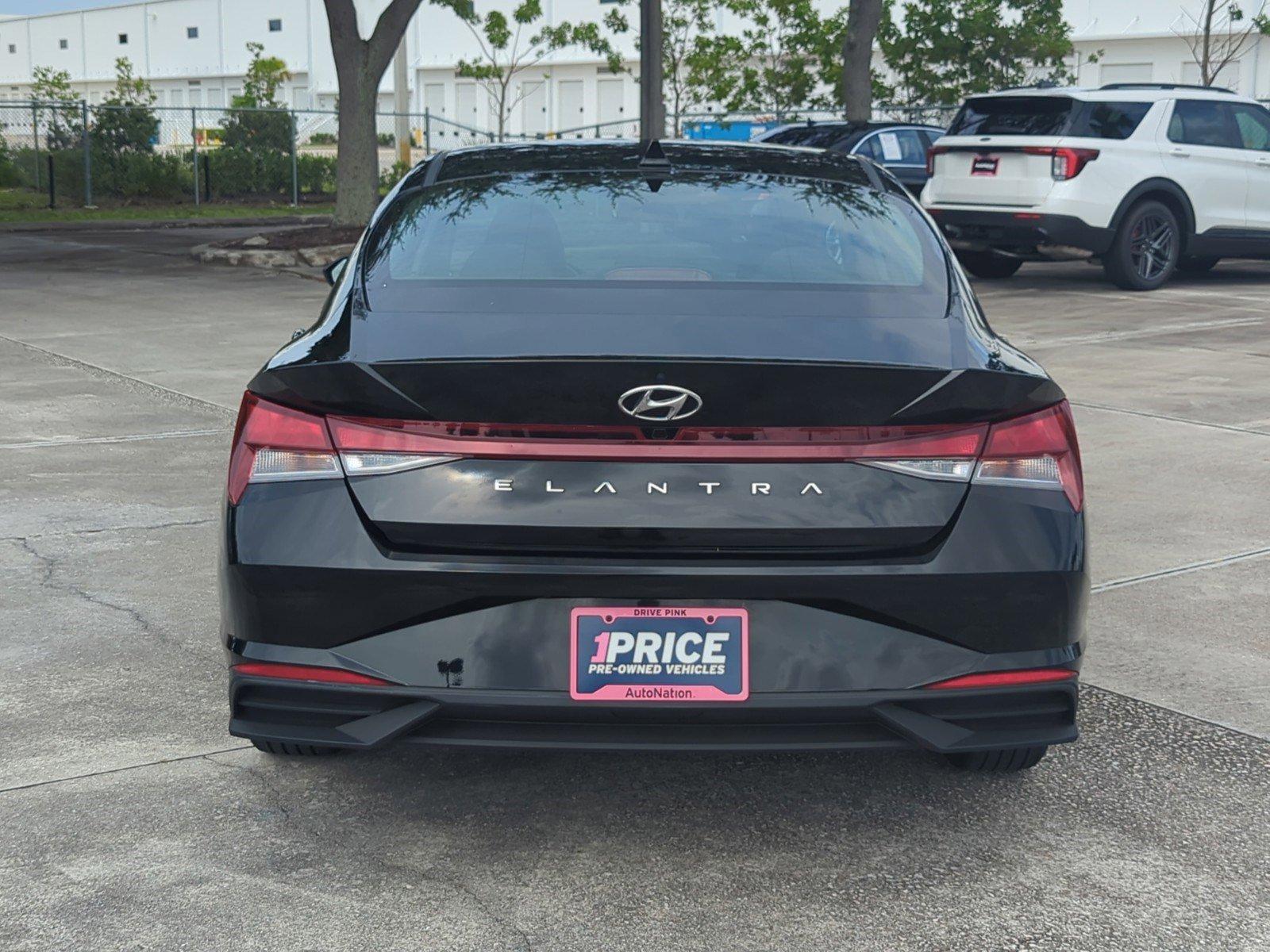 2022 Hyundai ELANTRA Vehicle Photo in Margate, FL 33063