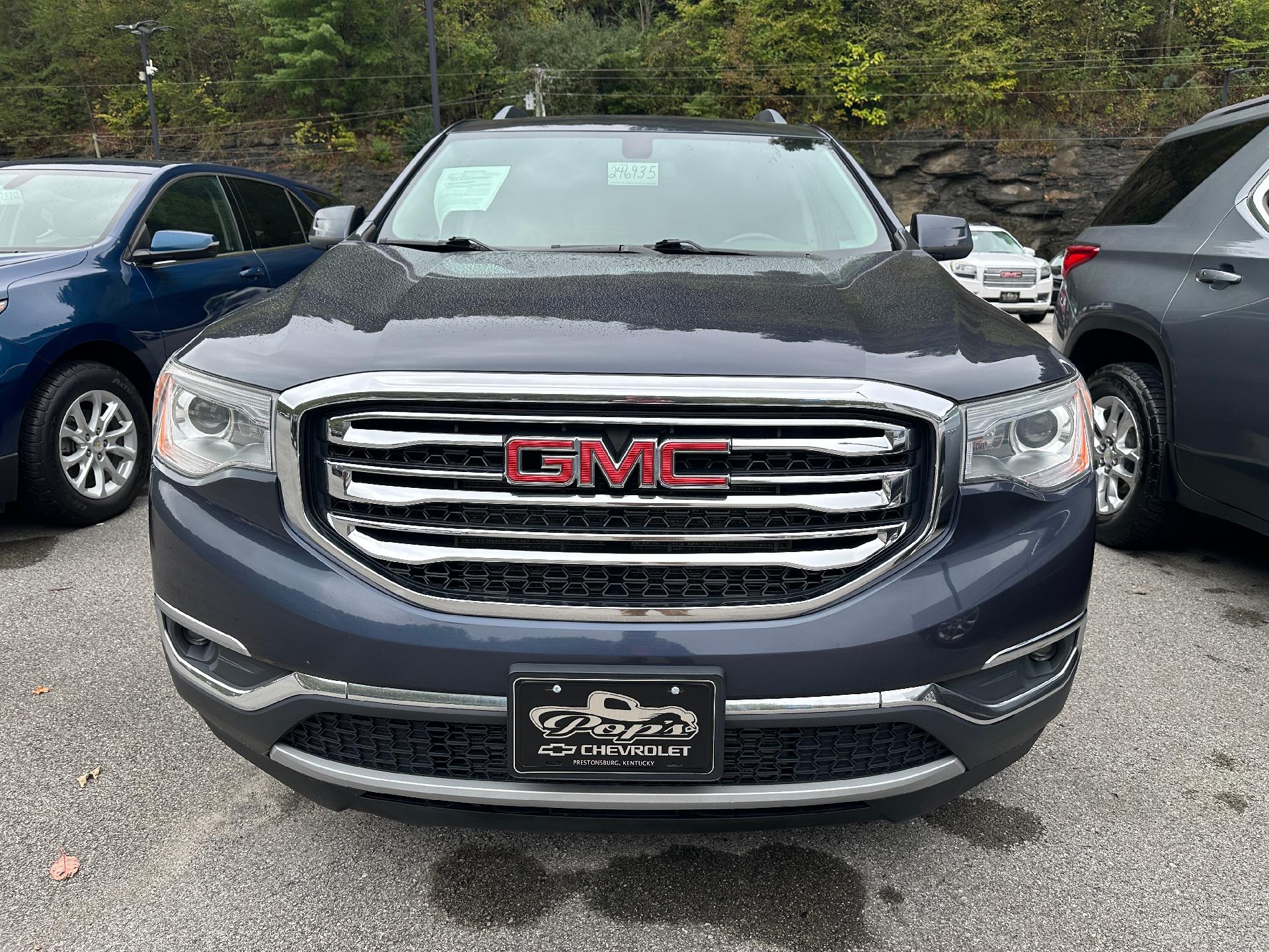 Used 2019 GMC Acadia SLE-2 with VIN 1GKKNSLS3KZ246935 for sale in Prestonsburg, KY