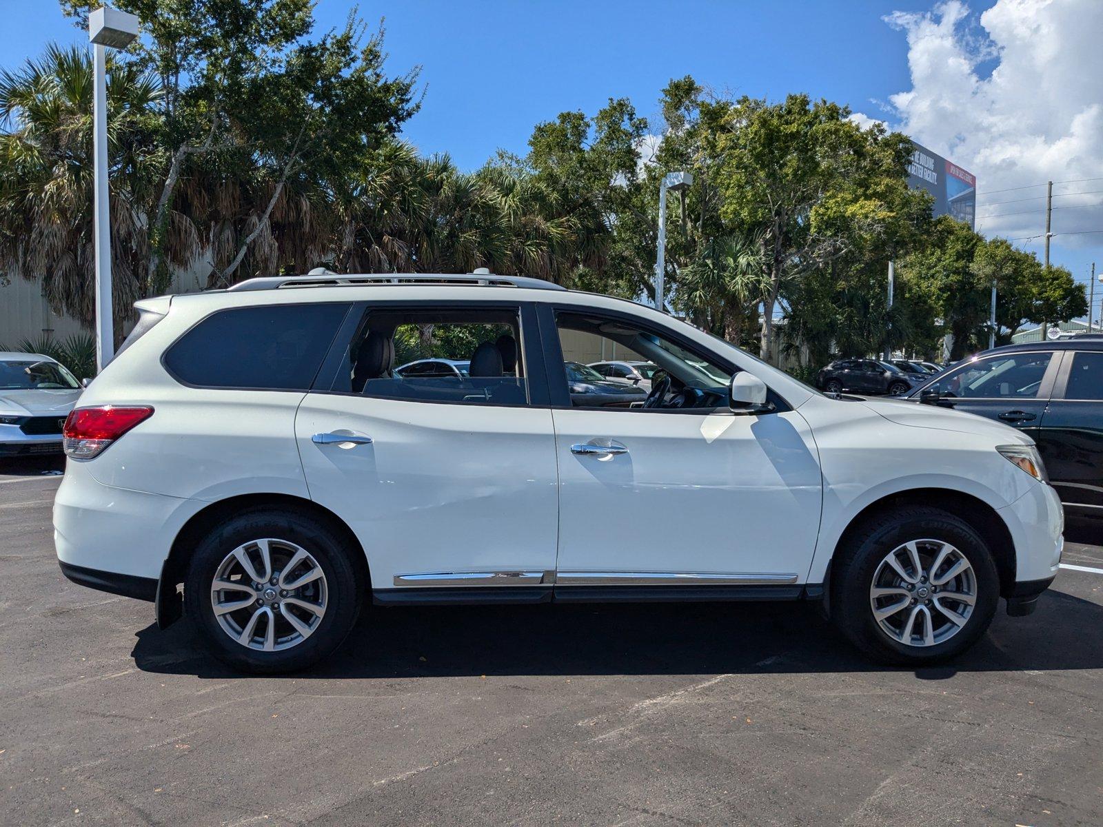 2014 Nissan Pathfinder Vehicle Photo in Clearwater, FL 33764