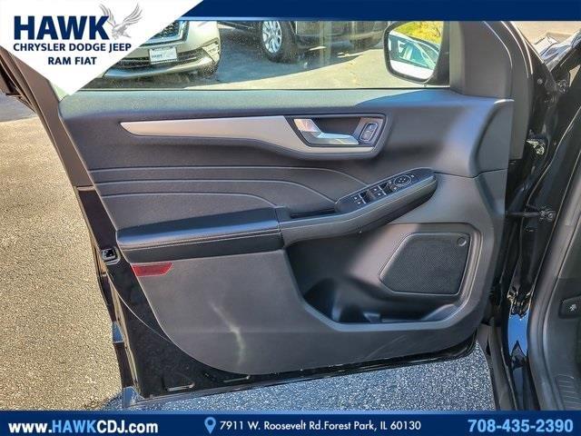 2022 Ford Escape Vehicle Photo in Saint Charles, IL 60174