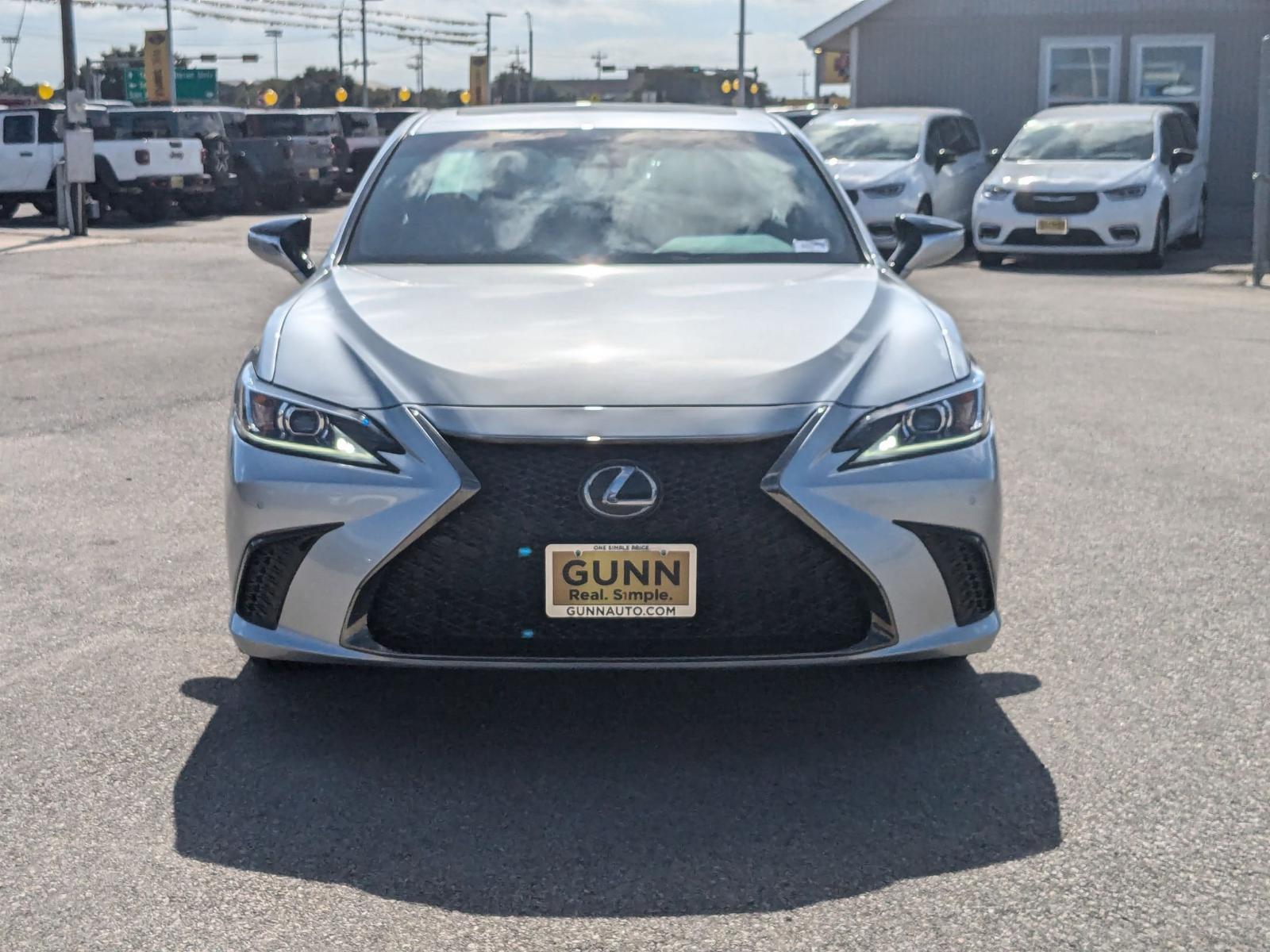 2023 Lexus ES 350 Vehicle Photo in Seguin, TX 78155