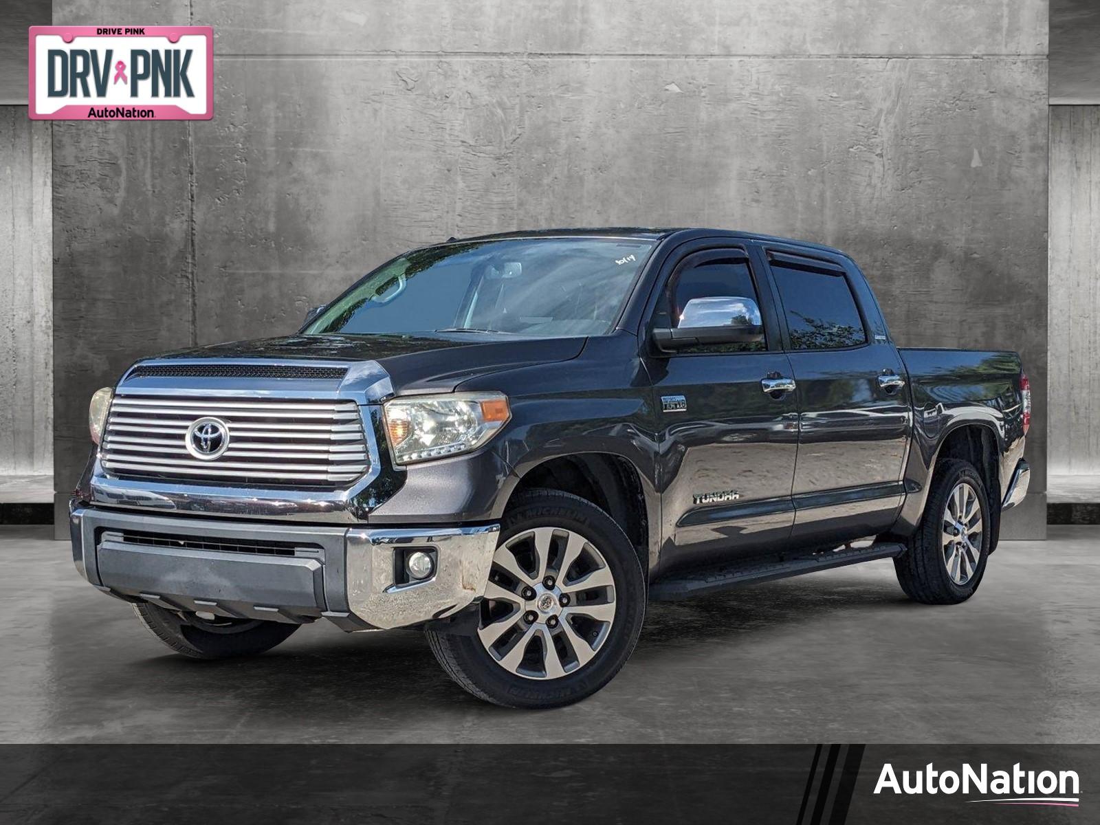 2017 Toyota Tundra 2WD Vehicle Photo in GREENACRES, FL 33463-3207