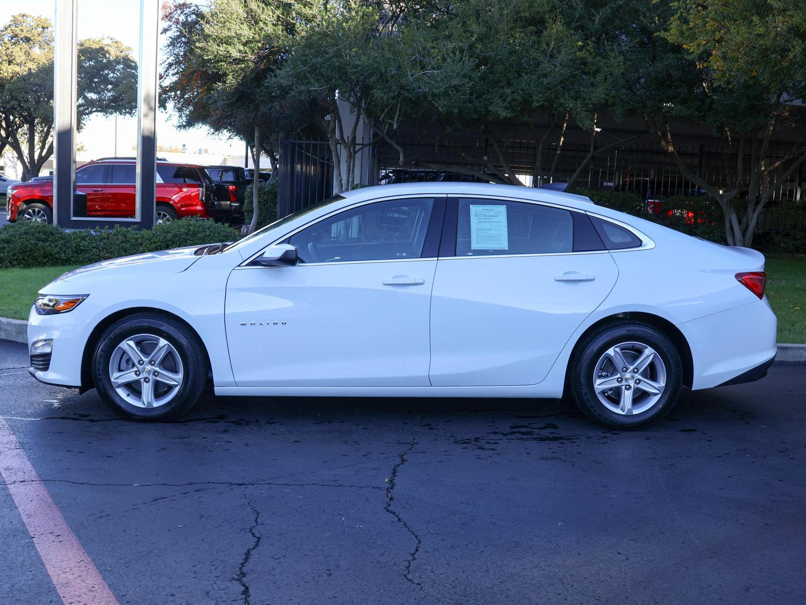 2024 Chevrolet Malibu Vehicle Photo in DALLAS, TX 75209-3095