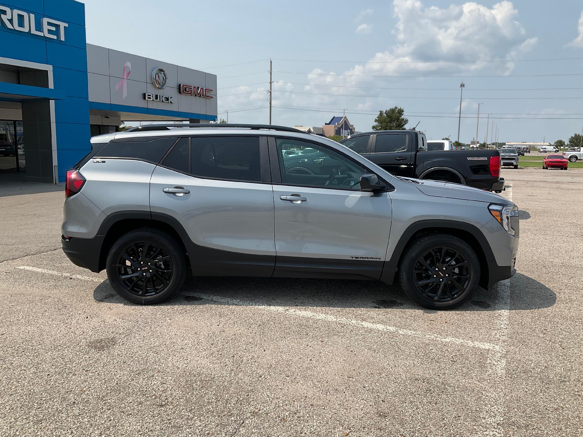 2024 GMC Terrain Vehicle Photo in PONCA CITY, OK 74601-1036