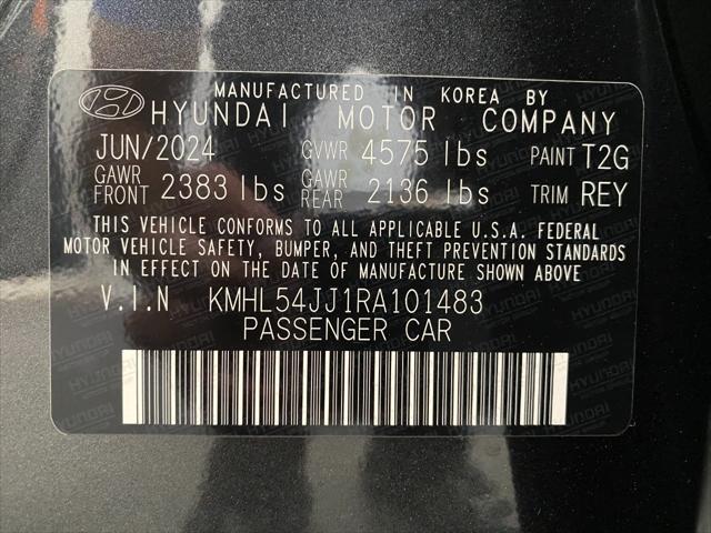 2024 Hyundai SONATA Hybrid Vehicle Photo in Appleton, WI 54913