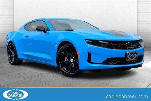 2023 Chevrolet Camaro Vehicle Photo in KANSAS CITY, MO 64114-4502