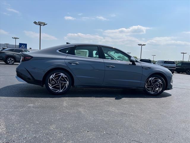 2024 Hyundai SONATA Vehicle Photo in O'Fallon, IL 62269