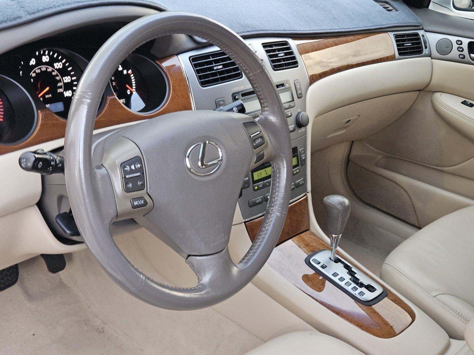 2006 Lexus ES 330 Vehicle Photo in Pembroke Pines , FL 33027