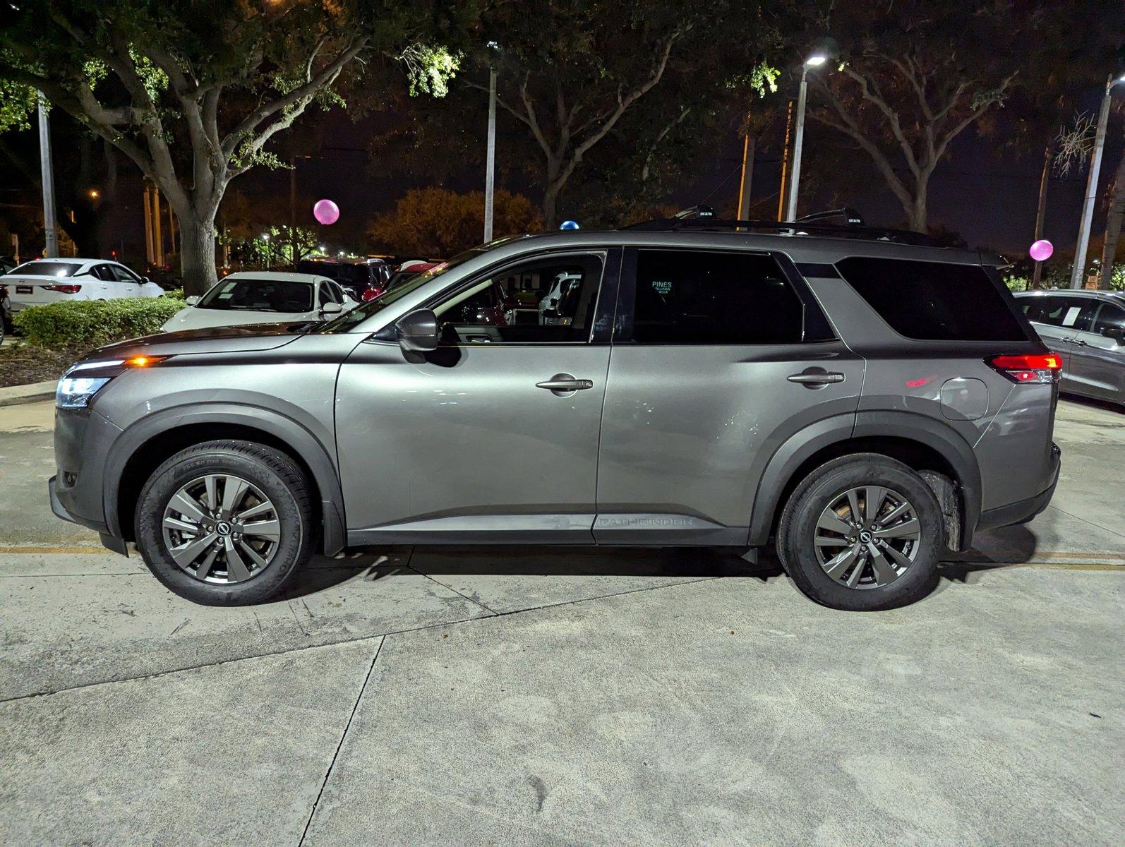 2022 Nissan Pathfinder Vehicle Photo in Pembroke Pines , FL 33084