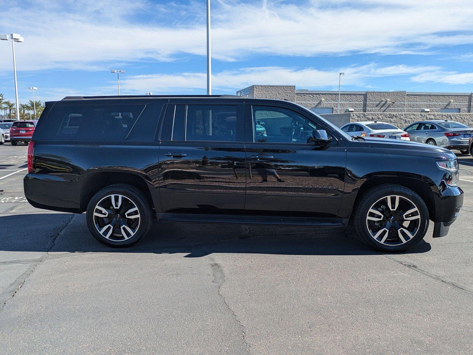 2019 Chevrolet Suburban Vehicle Photo in GILBERT, AZ 85297-0446