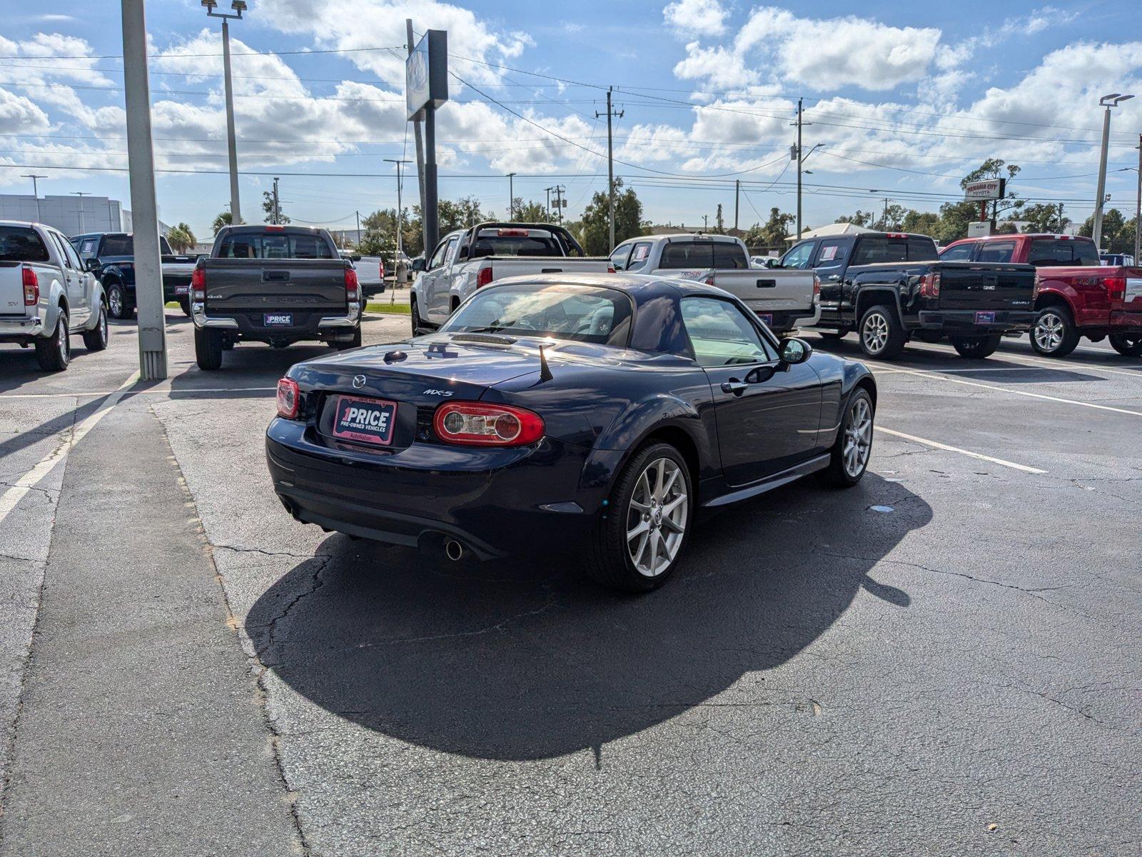 2012 Mazda MX-5 Miata Vehicle Photo in Panama City, FL 32401