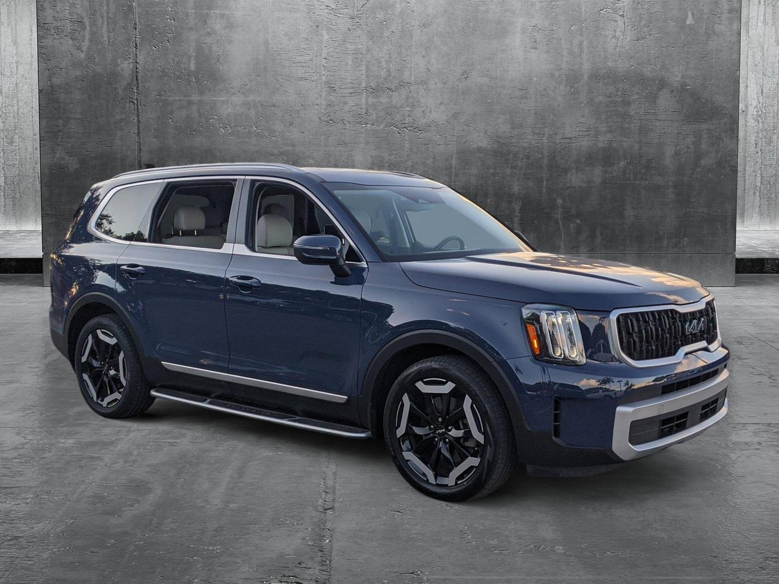 2023 Kia Telluride Vehicle Photo in PEMBROKE PINES, FL 33024-6534