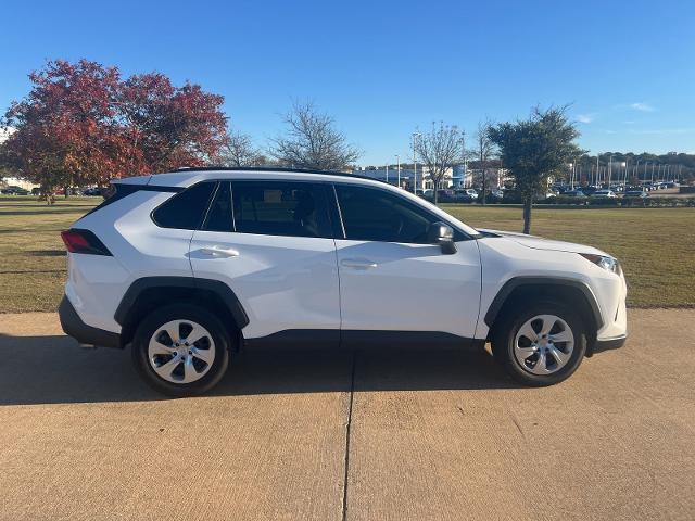 2020 Toyota RAV4 Vehicle Photo in Denison, TX 75020