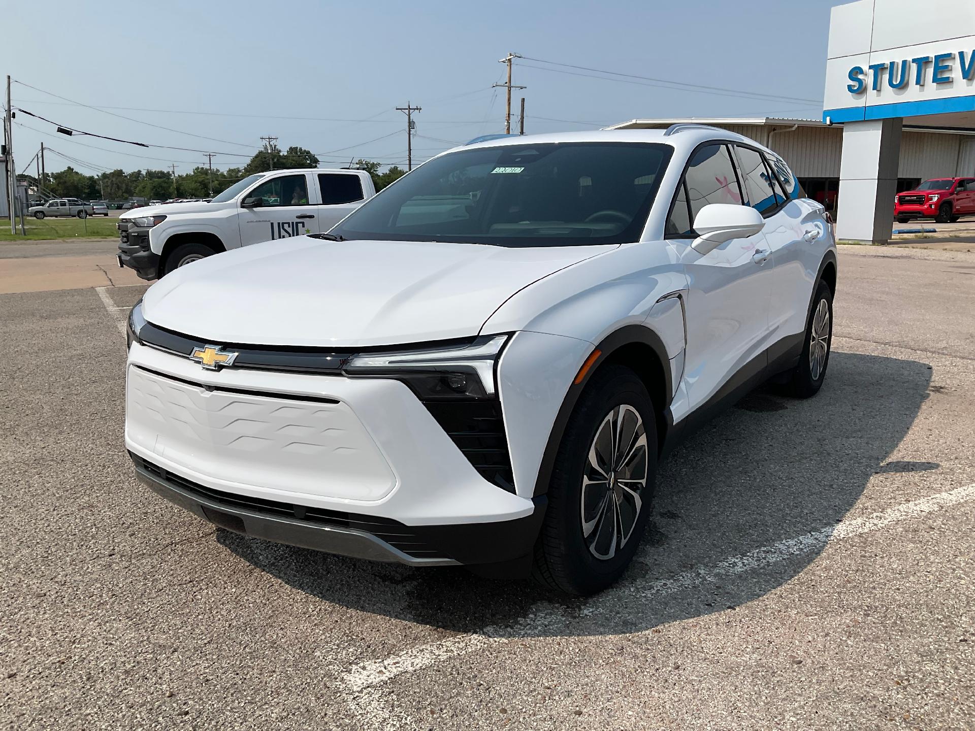 2024 Chevrolet Blazer EV Vehicle Photo in PONCA CITY, OK 74601-1036