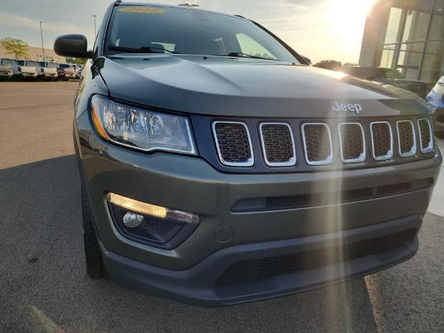 Used 2018 Jeep Compass Latitude with VIN 3C4NJDBBXJT320987 for sale in Wexford, PA