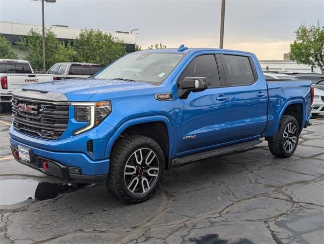 2022 GMC Sierra 1500 Vehicle Photo in AURORA, CO 80012-4011