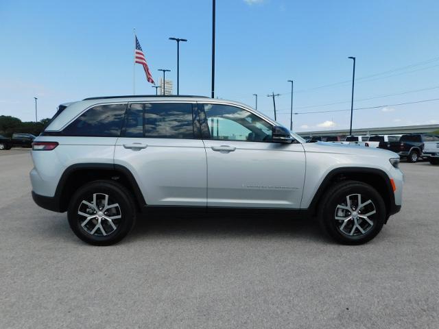 2025 Jeep Grand Cherokee Vehicle Photo in Gatesville, TX 76528